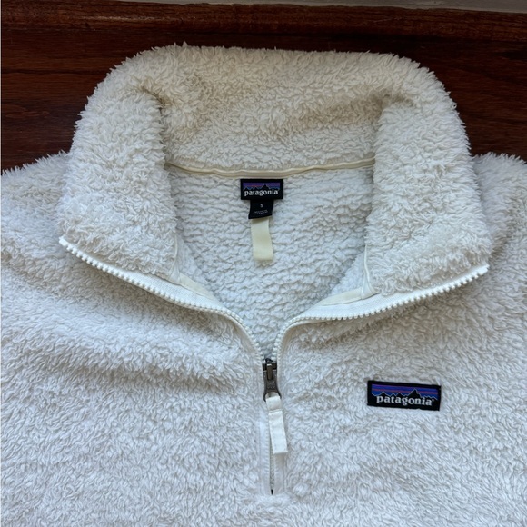 Patagonia 1/4 Zip Womens Fleece - Picture 2 of 5